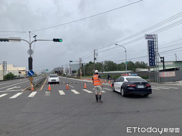 ▲▼ 雙園大橋預警封閉 。（圖／記者陳崑福翻攝）