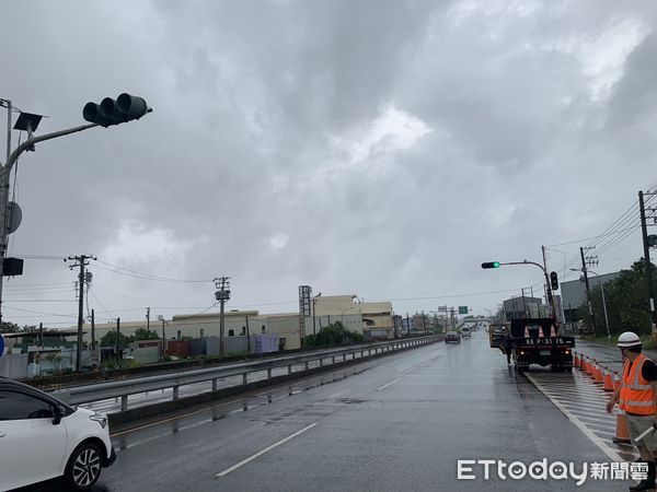 ▲▼ 雙園大橋預警封閉 。（圖／記者陳崑福翻攝）