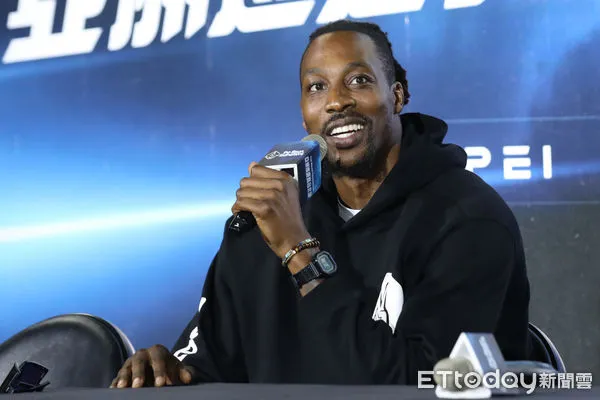 ▲▼魔獸霍華德（Dwight Howard）出席TAT亞洲巡迴賽台北站球星抵台記者會。（圖／記者李毓康攝）