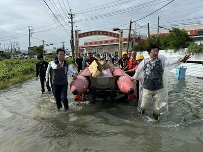 還在淹！林俊憲PO麻豆災況　曝原因：地處低窪大水往此集中