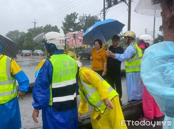 ▲▼民雄鄉長林于玲災後勘查  。（圖／民雄鄉公所提供）