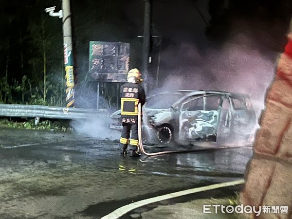 ▲▼苗栗泰安火燒車。（圖／記者楊永盛翻攝）