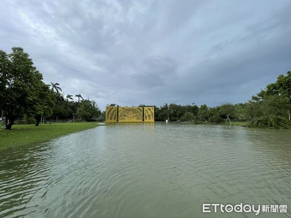 ▲台南山上水道博物館占地總面積36公頃的園區，此次受災嚴重，共有超過70棵樹倒伏，將近40棵樹木半倒，自開館以來受創最嚴重的一次。（圖／記者林東良翻攝，下同）