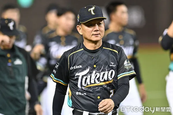 ▲▼台鋼雄鷹總教練洪一中。（圖／記者李毓康攝）