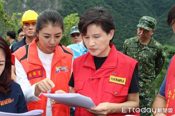 ▲行政院副院長鄭麗君赴南投縣水里、信義2鄉勘災。（圖／南投縣政府提供）