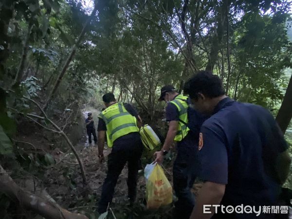 ▲▼99歲阿公受困在「台中最邊邊」5天斷糧！警消找一找快到南投。（圖／記者許權毅翻攝）