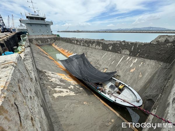 ▲▼「0214大陸漁船翻覆案」兩岸代表達成協商，將遺體及船隻發還陸方             。（圖／記者林名揚翻攝）