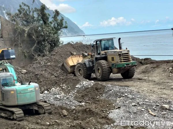 ▲▼台鐵北迴線土石流淹沒軌道，8月3日單線通車。（圖／台鐵公司提供）