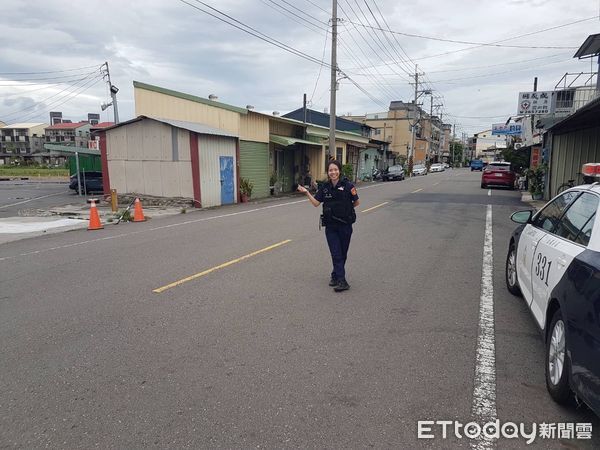 ▲▼  颱風天遺失心愛金戒指 民雄警助尋回   。（圖／民雄分局提供）