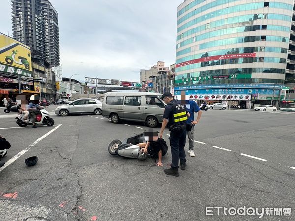 ▲▼ 三重女騎士遭撞車禍            。（圖／記者戴上容翻攝）