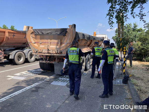 ▲台南市6月份單月涉及大型車事故死亡案件較高，市長黃偉哲要求持續強化大型車源頭管理，並加強執法及查核勤務，及落實用路人大型車行車視野死角與內輪差等重點宣導作業，維護用路安全。（圖／記者林東良翻攝，下同）