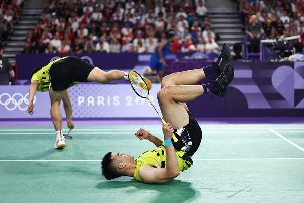 ▲▼巴黎奧運羽球男雙「麟洋配」李洋、王齊麟豪取5連勝搶下4強門票。（圖／路透）