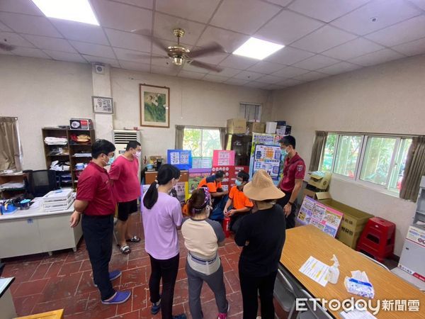 ▲台南市消防局第一大隊東山分隊，2日上午至東山區東中里「大慶長照中心」辦理火災搶救實地踏勘。（圖／記者林東良翻攝，下同）