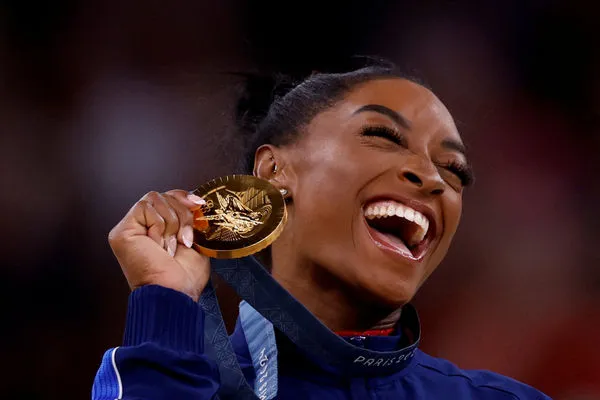 ▲美國「體操天后」拜爾斯（Simone Biles）奪下女子體操跳馬金牌。（圖／路透）