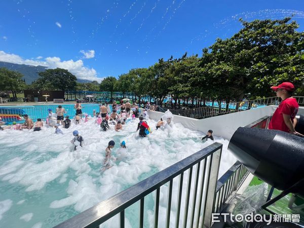 ▲▼爭取花東基金進行公園重塑，在陸地區域打造5座不同主題的共融遊戲場。（圖／花蓮縣政府提供，下同）