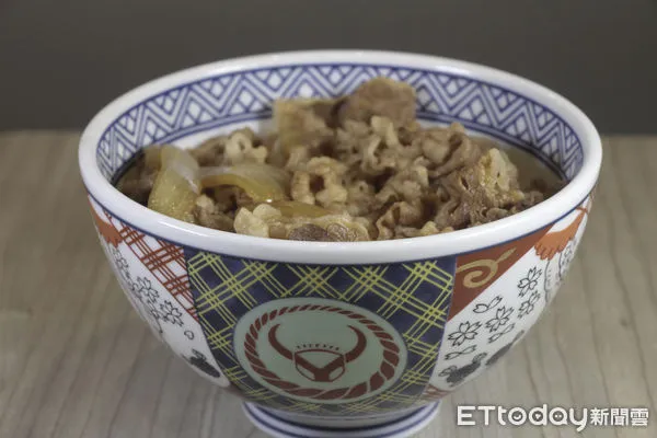 ▲吉野家牛丼。（圖／記者黃士原攝）