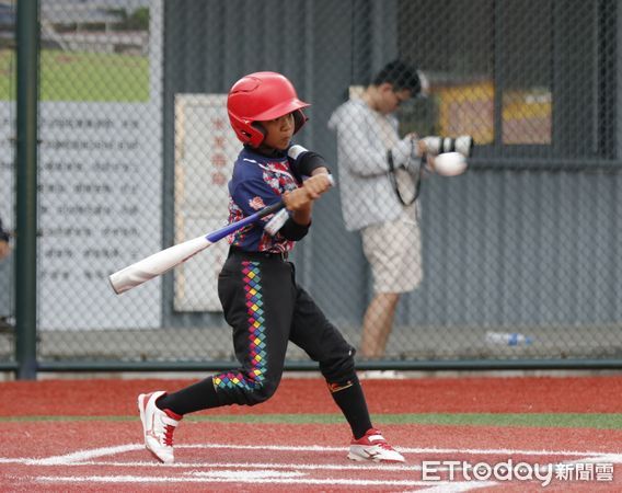 ▲▼東森杯2024年海峽兩岸(連城)青少年棒球邀請賽8/6盛大舉行，來自台東的紅葉少棒與連城縣實驗小學展開激烈比賽，最終紅葉少棒以1:3敗下陣來。（圖／記者湯興漢攝）