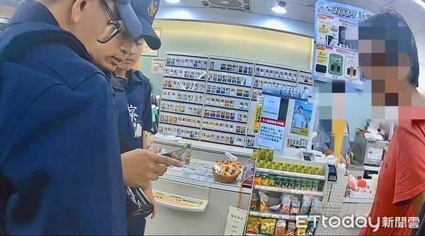 ▲▼▲通緝犯跑超商沒錢卻想買東西，遭女店員阻止還持啤酒瓶傷人。(圖／記者邱中岳翻攝）