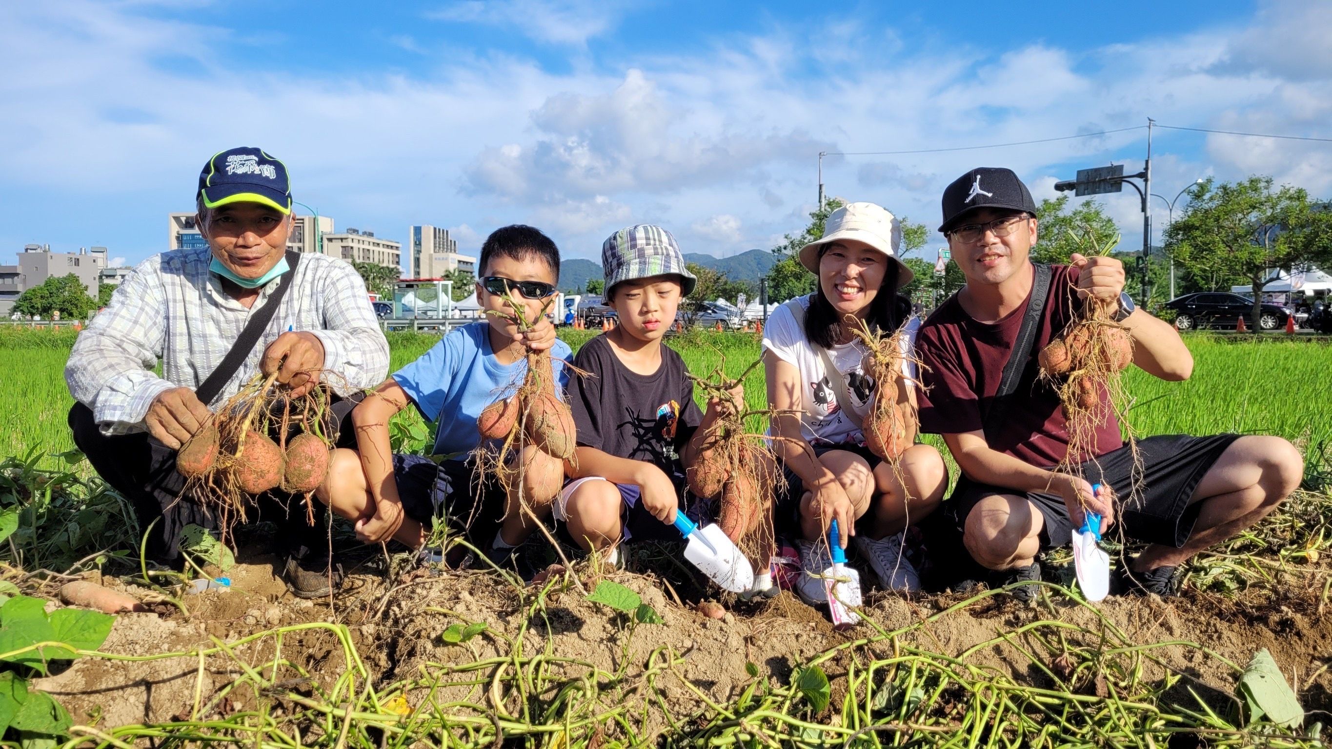 ▲龍來金山焢窯趣 窯數有限8／8開放報名。（圖／新北市金山區公所提供）