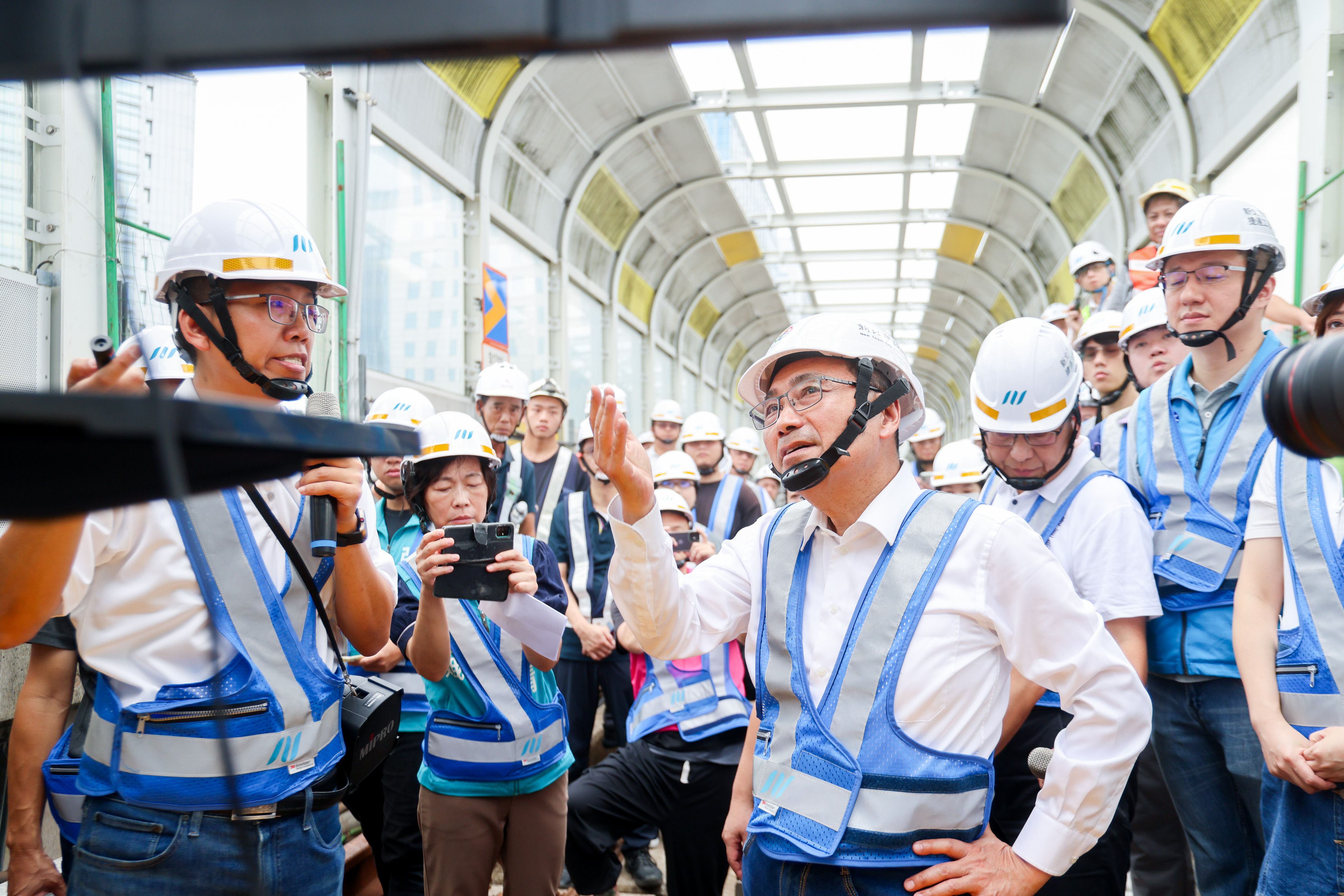 ▲侯友宜視察捷運環狀線復原工程。（圖／新北市捷運局提供）