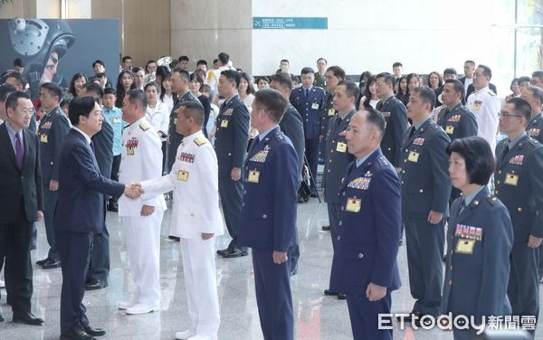 ▲▼總統賴清德出席113年上半年陸海空軍晉任將官勗勉典禮 馬防部政戰主任 朱蕙芳。（圖／記者屠惠剛攝）