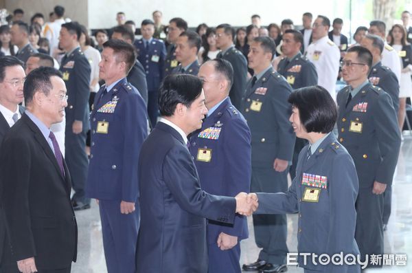 ▲▼總統賴清德出席113年上半年陸海空軍晉任將官勗勉典禮 馬防部政戰主任 朱蕙芳。（圖／記者屠惠剛攝）