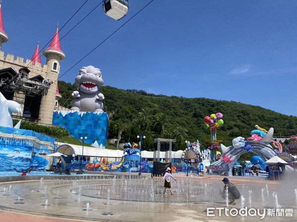 ▲▼歡慶父親節，花蓮縣政府於遠雄海洋公園舉辦慶祝父親節暨親子活動。（圖／花蓮縣政府提供，下同）