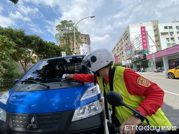 ▲台中一名業務因工作需求，常要路邊停車，累計停車費近4萬元，成全市最高。（圖／中市府提供）