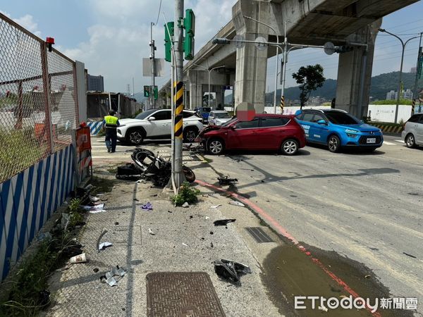 ▲▼ 客運司機上班途中遭違規車輛撞死            。（圖／記者戴上容翻攝）