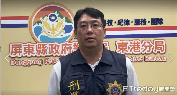 ▲東港警分局偵查隊偵查員陳宗閔說明冒充老師詐騙過程             。（圖／記者陳崑福翻攝）