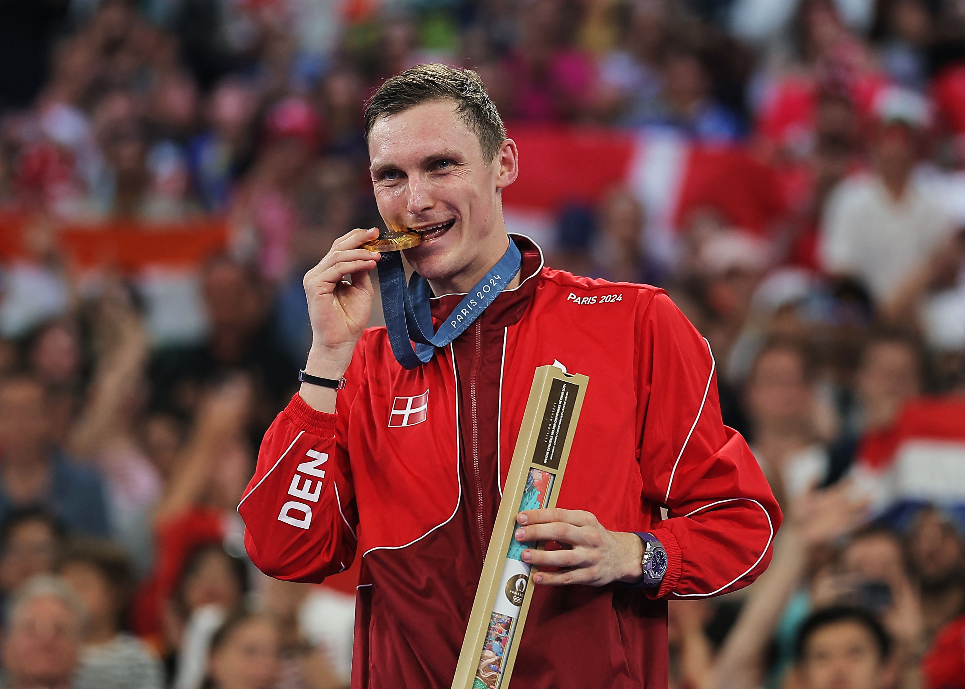 ▲▼丹麥球王安賽龍（Viktor Axelsen）在巴黎奧運蟬聯羽球男單金牌。（圖／路透）