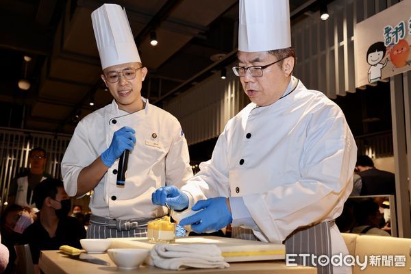 ▲饗賓餐旅事業公司，邀請南、北台南家扶中心服務的經濟弱勢家庭兒少與家長約100位，享受豐盛的一餐及手作甜點體驗。（圖／記者林東良翻攝，下同）