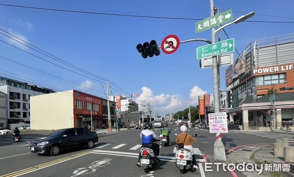 ▲▼  仁武,仁雄路           。（圖／記者張雅雲攝）