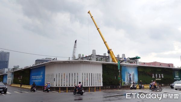 ▲▼京華城舊址 建設中京華廣場 柯文哲 京華城案。（圖／記者屠惠剛攝）