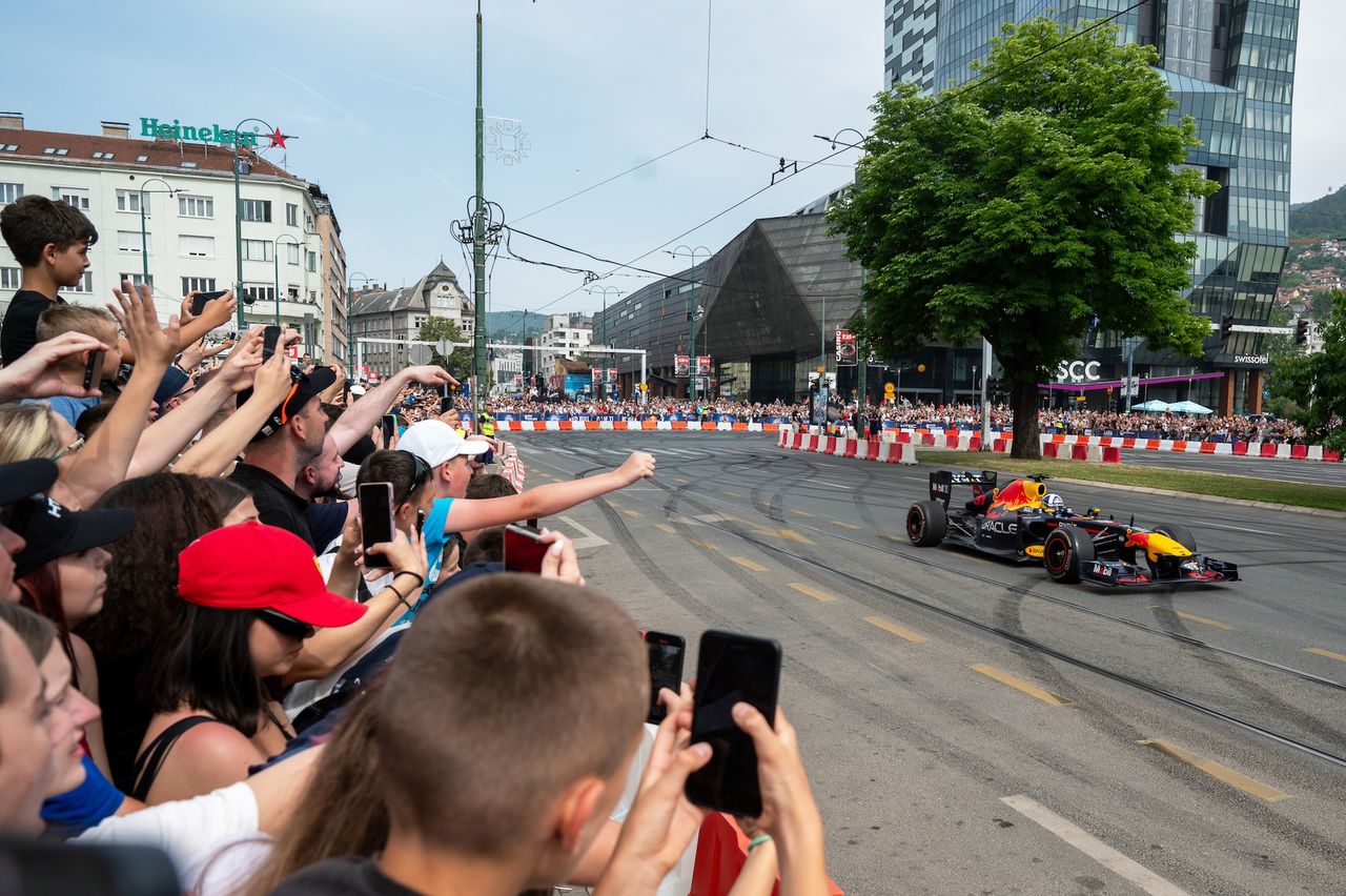 ▲日本現役F1車手將來台！紅牛賽車「台中封街飆速」3萬張門票開搶。（圖／翻攝自Red Bull）