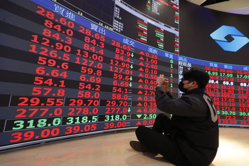 AI股2025太夯！一表看台股科技ETF報酬率前十　30%獲利入袋