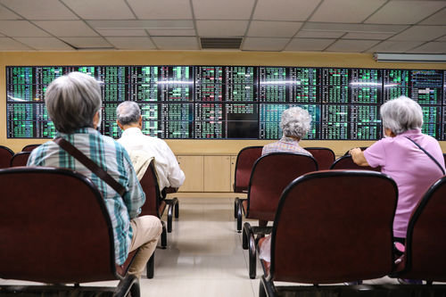 台積電跌35元至1740　台股瀉327點至31432