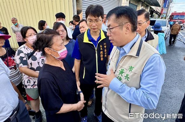 ▲台南市六甲區13日凌晨大火，造成5名住戶不幸遇難，獨留13歲長女，黃偉哲市長指示公布六甲大火捐款帳戶，善款交信託保障長女未來生活與教育。（圖／記者林東良翻攝，下同）