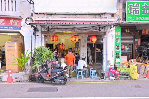 ▲▼ 米其林必比登推薦！70年經典老店　品嚐經典擔仔麵的美味 。（圖／橘子狗攝）