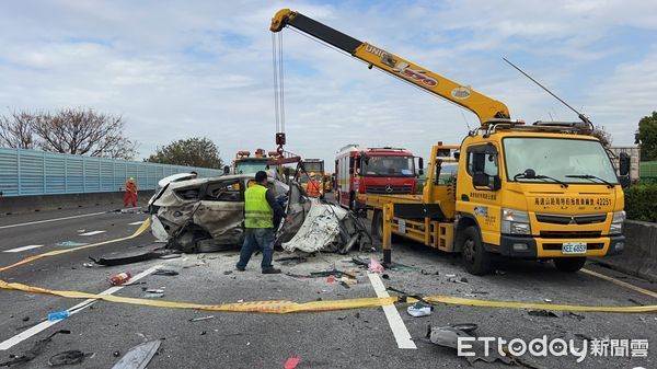 ▲國谈彰化路段7車連環撞釀2死。（圖／記者唐詠絮翻攝第四色vvvv88，資料圖）