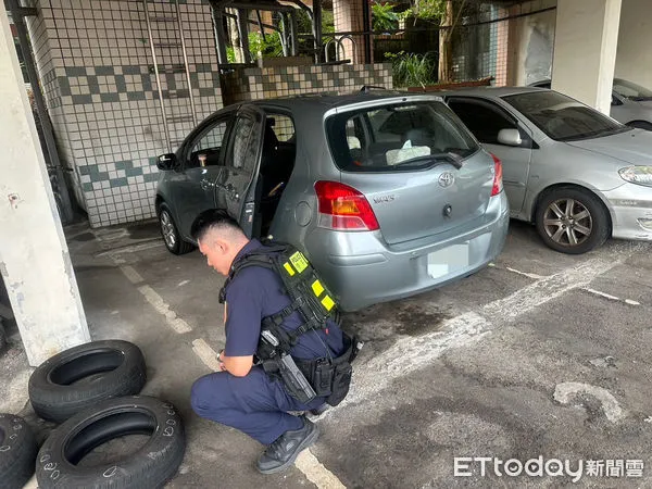 ▲汐止汐萬路驚傳民眾停車遭歹徒刺破輪胎的毀損案件。（圖／記者張君豪翻攝）