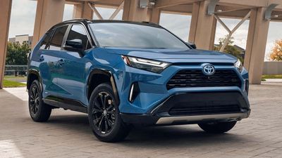 「TOYOTA RAV4、Corolla汽油」北美恐停售！未來轉型只賣油電、PHEV