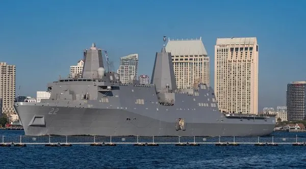 ▲▼聖安東尼奧級兩棲運輸船塢艦聖地牙哥號（USS San Diego, LPD 22）。（圖／美國海軍）