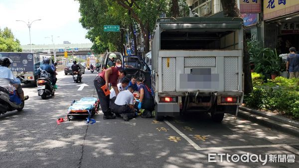 ▲▼台北市中山區民權東路二段發生一起車禍意外。（圖／記者黃彥傑攝）