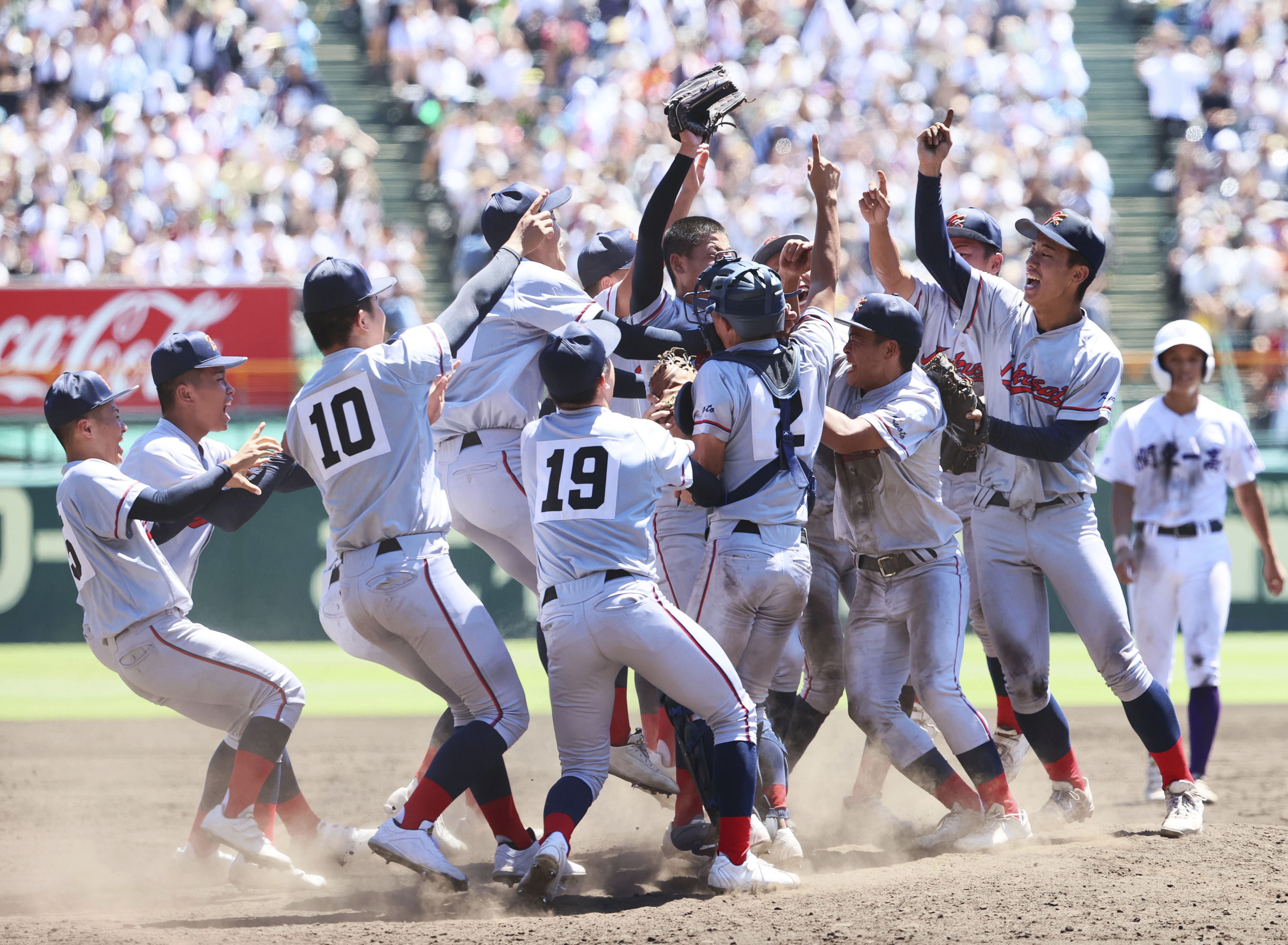 ▲▼ 夏季甲子園23日決賽京都國際中學高中封王。（圖／達志影像／美聯社）