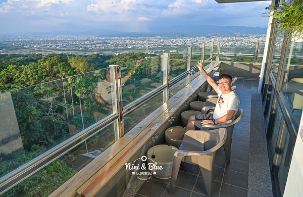 ▲▼彰化芬園139縣道泡腳看夕陽，360度超級食物景觀餐廳。（圖／部落客nini and blue提供）