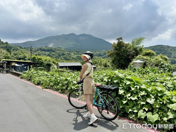 ▲竹子湖「田間美術館」藝術小旅行正式展開,竹子湖景點,小油坑橋能就近欣賞到火山爆裂口,黑森林,大梯田花卉生態農園,故鄉金針花農園。（圖／記者彭懷玉攝）