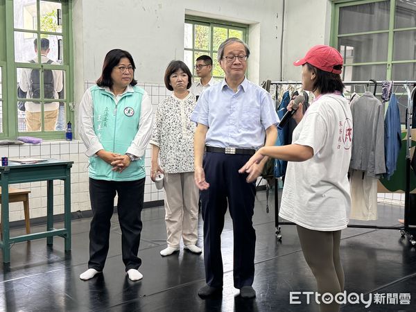 ▲▼   藝術與歷史的交會 王美惠與李遠部長訪視嘉義文創園區 。（圖／王美惠立委服務處提供）