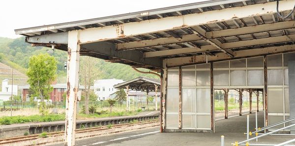 ▲▼日本米其林拉麵北海道篇，駅前海栄らーめん，留萌駅前排隊七十年人氣老店，廢站後的孤寂轉身。（圖／小虎食夢網提供）