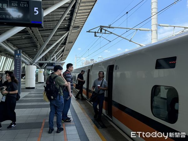 ▲▼高鐵,台灣高鐵,高鐵列車,高鐵月台。（圖／記者李姿慧攝）